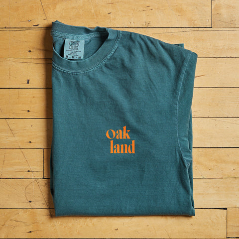 Oakland 01 | Unisex Heavyweight Tee